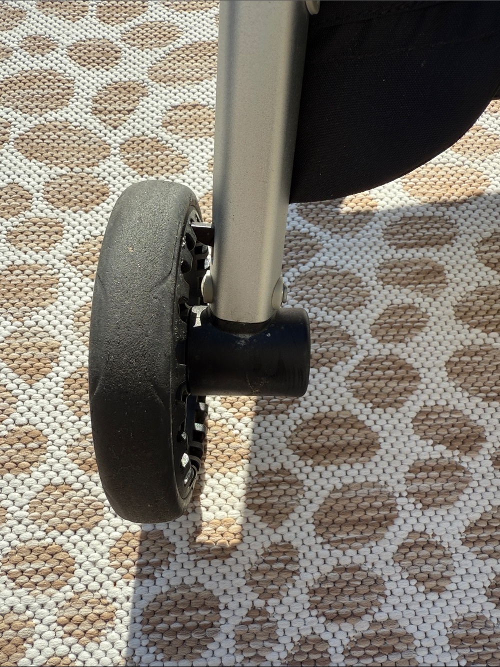 GB Pockit+ All City Compact Foldable Stroller Frame in Black and Silver - Picture 12 of 14